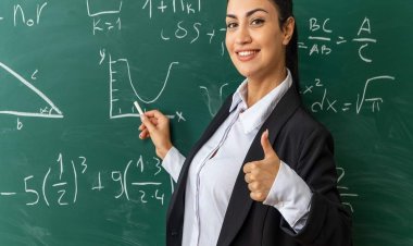 स्वतः पदरमोड करीत मोरगाव शाळेला दिले दोन शिक्षक