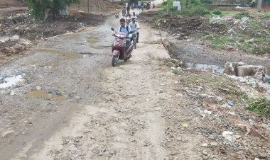 संवेदना बोथट झालेले अधिकारी, लोकप्रतिनिधी अजून किती जीव घेणार ?