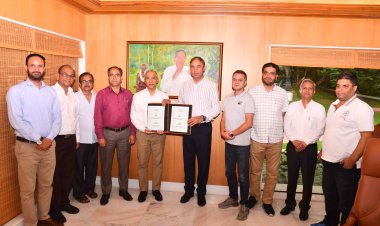 शेतीचे अत्याधुनिक तंत्रज्ञान पुरविण्यासाठी जैन इरिगेशन व जम्मू-काश्मीर कृषी विद्यापीठात करार : सफरचंदाच्या उत्पादक्तेत वाढीची अपेक्षा