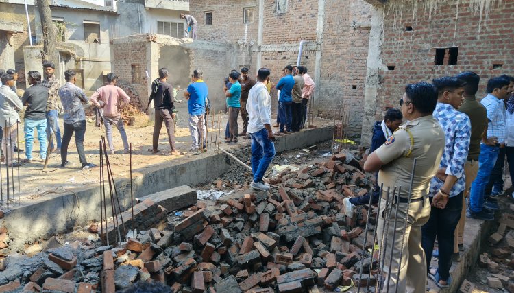 BREAKING : रावेरला अतिक्रमाणावर हातोडा : पोलीस बंदोबस्तात 6 दुकानांचे अतिक्रमण जमीनदोस्त