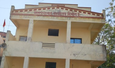 निंभोरा ग्रामपंचायतीच्या मासिक सभेत 15 व्या वित्त आयोगाच्या कामावरून खडाजंगी : कोणती कामे झाली मला माहित नाही :  ग्राम अधिकाऱ्यांचे बेजबाबदार उत्तर